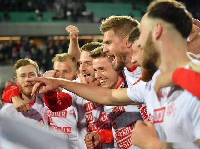  科隆保级生死战全员死拼艰难拿下宝贵一分