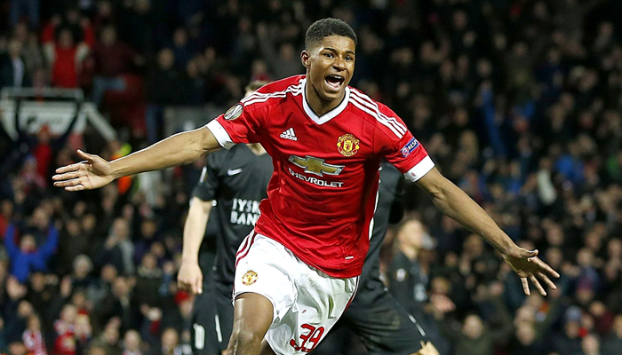  布伦特福德传控打法赏心悦目，萨卡式配合撕裂防线  